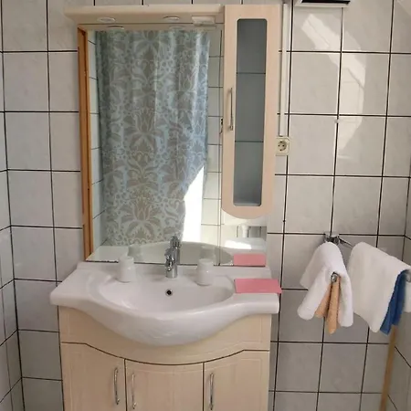 Im Obergeschoss Mit Suedlage Und Balkon Apartmán *